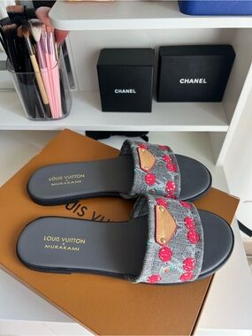 Source unknown sandals